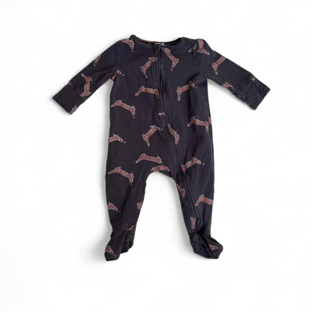 Metallica black baby onesie Size 3-6 months